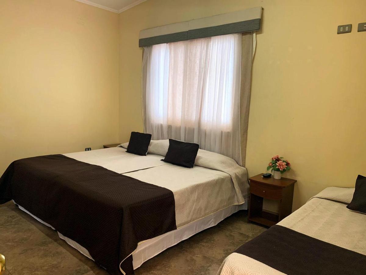 Juku Hostal กาลามา ภายนอก รูปภาพ