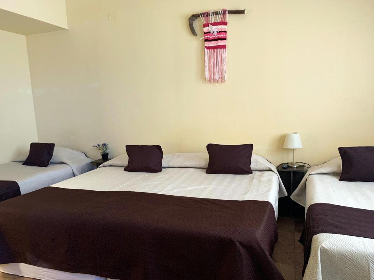 Juku Hostal กาลามา ภายนอก รูปภาพ