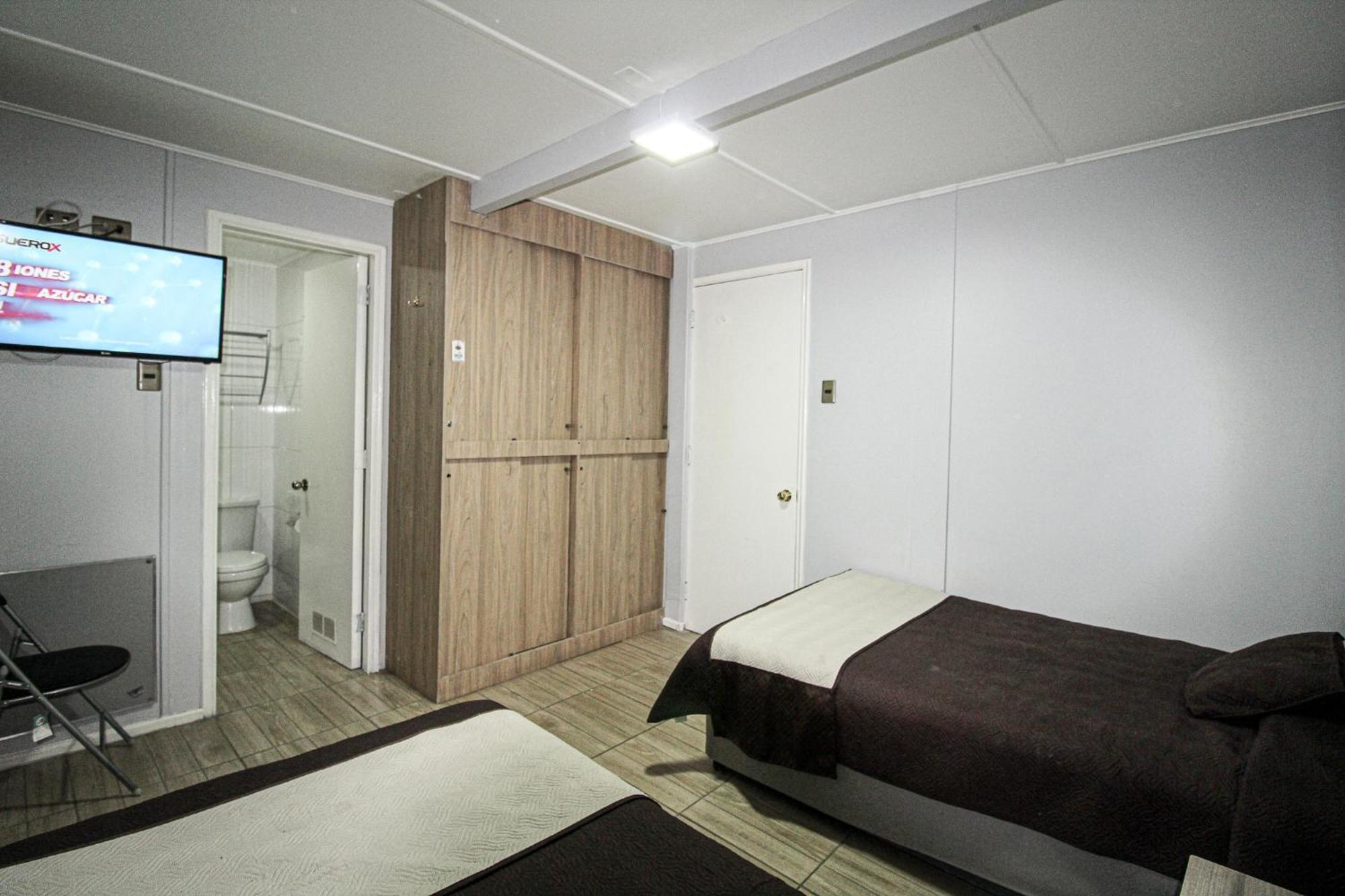 Juku Hostal กาลามา ภายนอก รูปภาพ